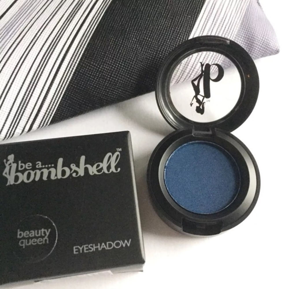 Be a Bombshell Eyeshadow “Beauty Queen”